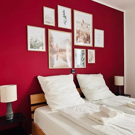 Apartment Daniel - Stilvolle Mit Veranda Fuer 4 Personen Stadtbergen