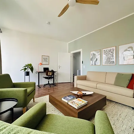 Daniel - Stilvolle Mit Veranda Fuer 4 Personen 아파트